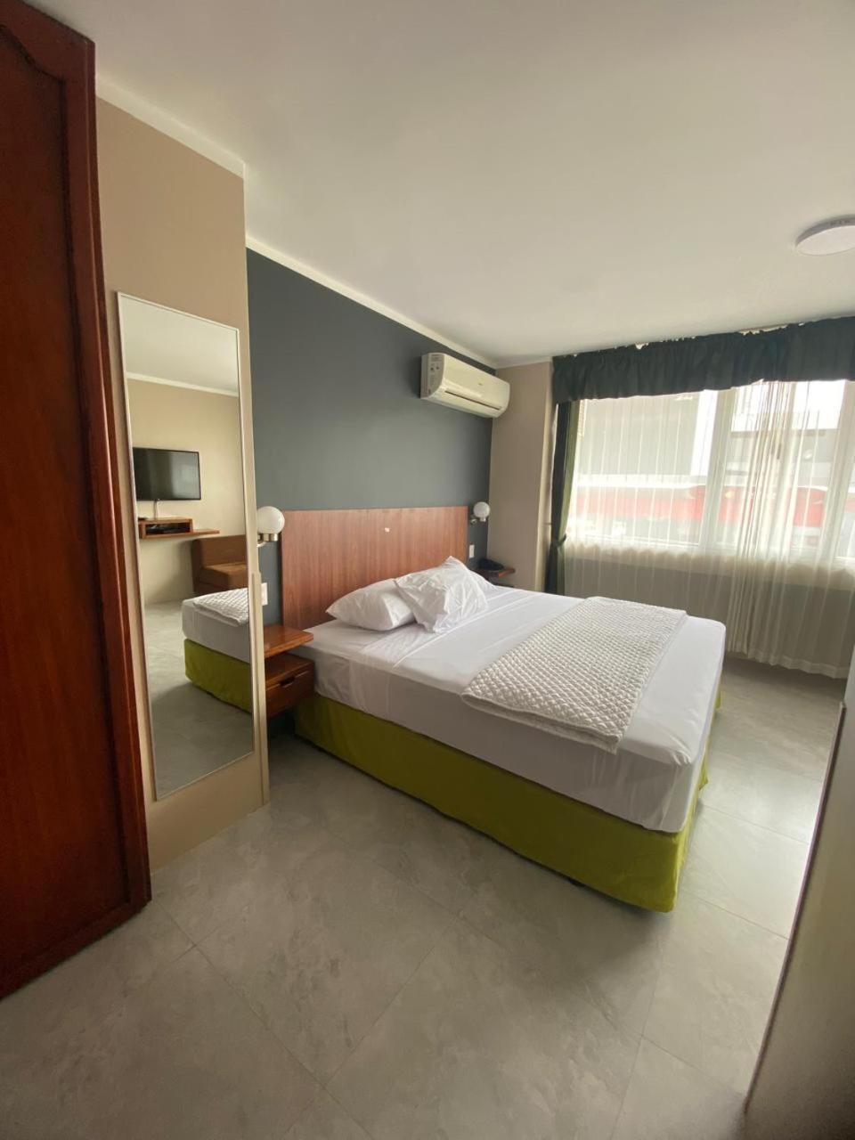 Grand Hotel Americano Machala Extérieur photo