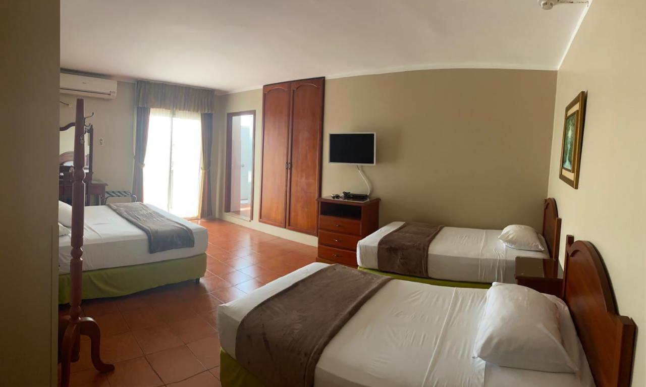 Grand Hotel Americano Machala Extérieur photo