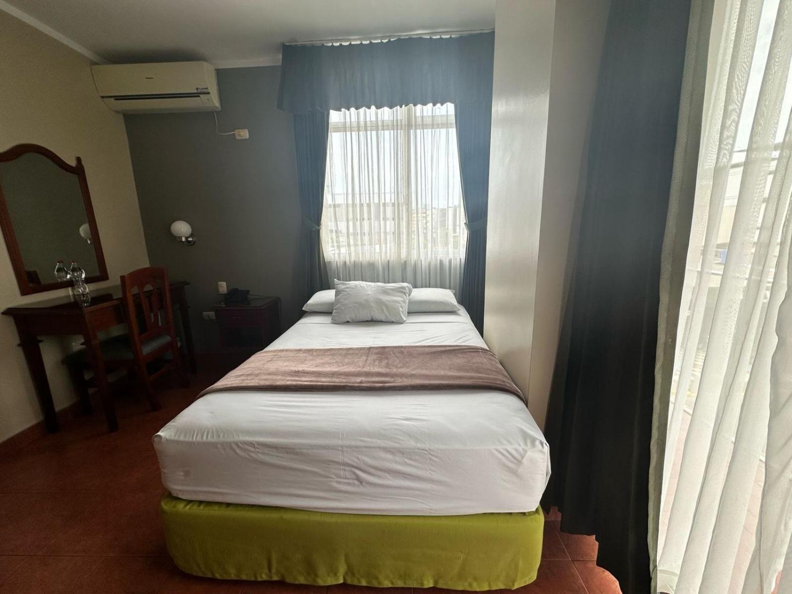 Grand Hotel Americano Machala Chambre photo